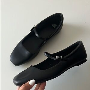 Wild Fable Elsa Mary Jane Ballet Flats with Memory Foam Insole Black 8.5